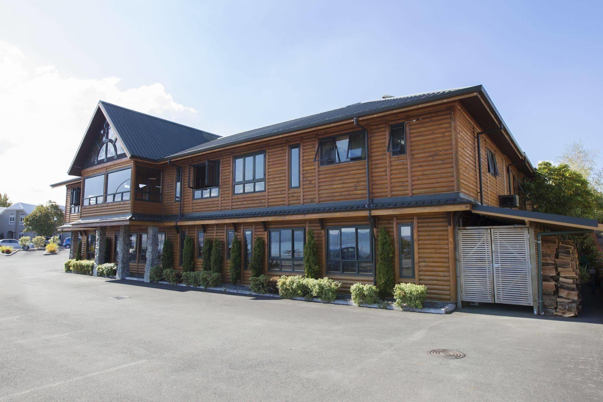 Lakefront Lodge Tauposee Exterior foto